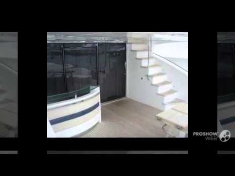 Princess V 85 Power boat, Flybridge Yacht Year - 2008