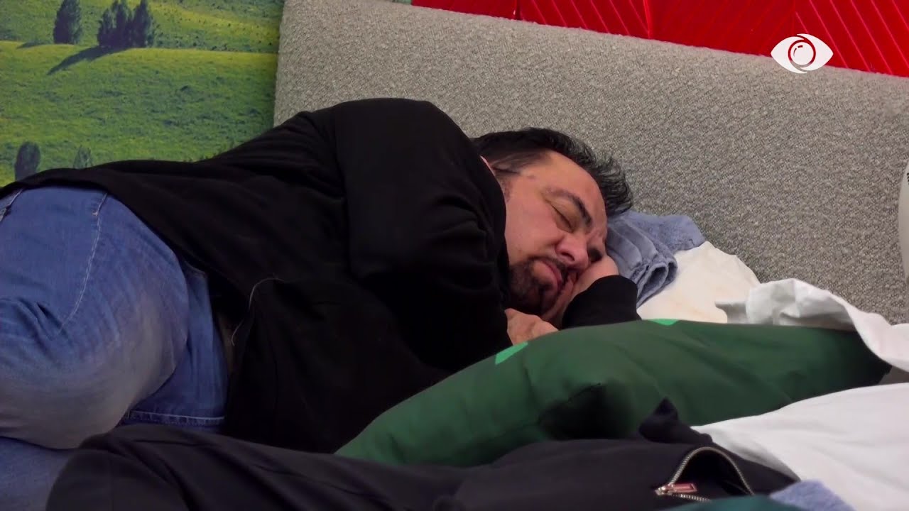 Po ku je more?/ Ledioni thërret Gazin, si reagoi ai