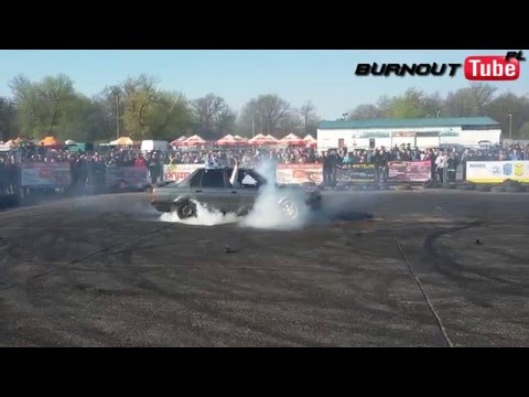 Palenie gumy BMW E30 320 "STERYD" (1) - Majówka z BMW 2016 #51