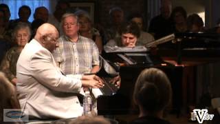 Oliver Jones fête ses 80 ans à la Maison de la Musique de Sorel-Tracy