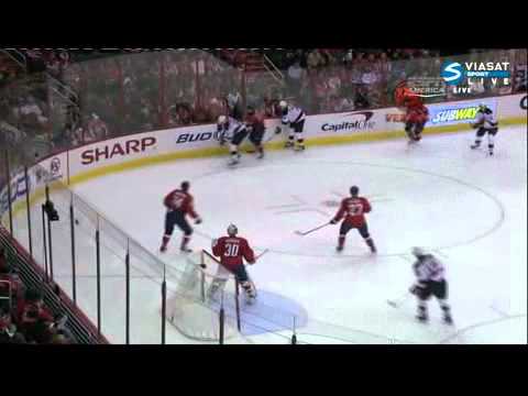 1-4 Goal John Carlson ( New Jersey Devils - Washington Capitals ) 12/22/2010
