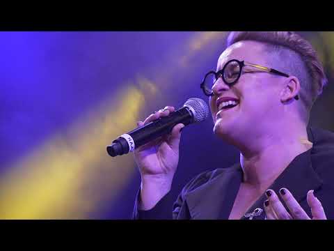 MARTINA BREZNIK  - WHAT A DIFFERENCE A DAY MAKES - KBAS - Krebshilfe Benefizkonzert 2020