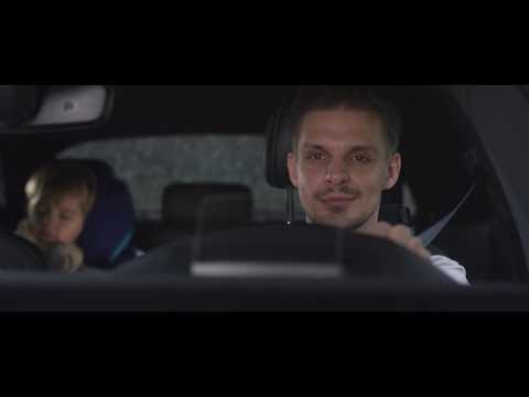 AVR - Würdest du? (Smartphone am Steuer)