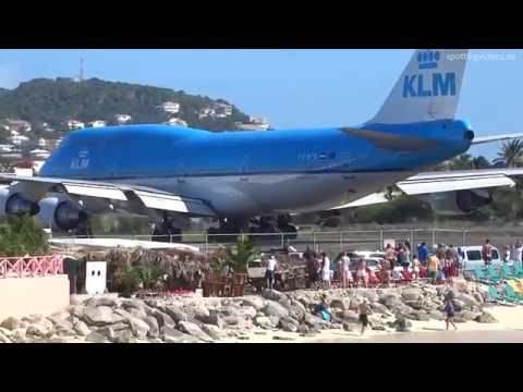 KLM 747 Extreme Jet Blast blowing People away at Maho Beach, St. Maarten - 2014-01-14