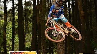 preview picture of video 'Sebex Reunion DownHill Race part 2'