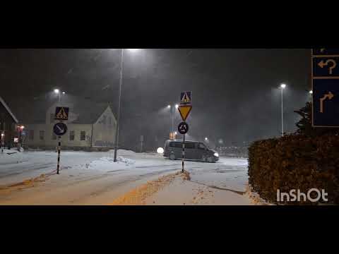 Snöstorm på Österlen och lastmaskin 5 februari 2026 😊