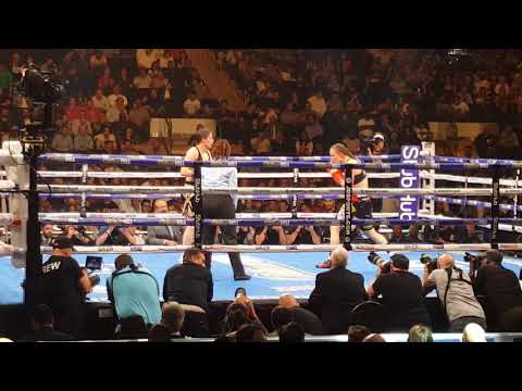Katie Taylor vs Delfine Persoon - Round 9 06/01/19