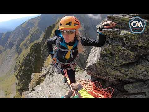 Traseul Arpășel-Vârtopel (V-E), din munții Făgăraș, cea mai frumoasă creastă din România.