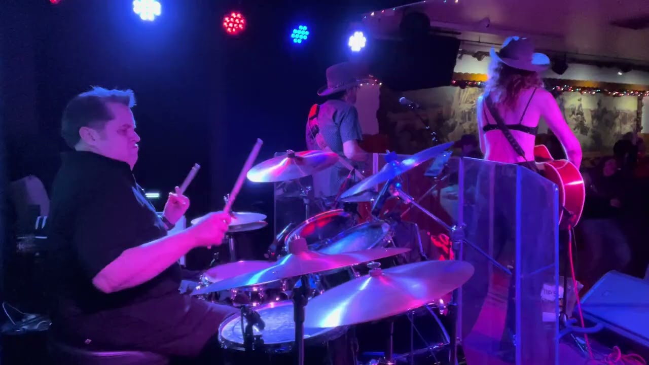 Promotional video thumbnail 5 for Pro Drummer Available