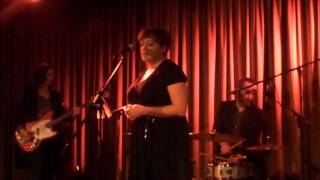 Kelly Hogan  &quot;I Like To Keep Myself In Pain&quot;