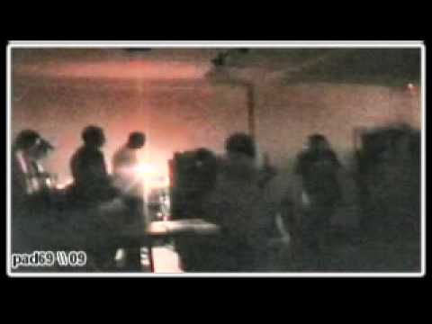 ROOTS YOUTHS RECORDS ft terry gad & ras iyiapo - roots music dubwise pt12 @ Brussels (b) 30-05-2009