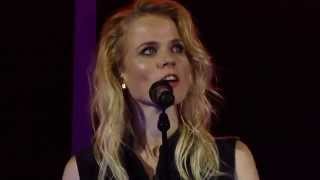 Ilse DeLange - When We Don't Talk (live) Heerlen 04-04-2014