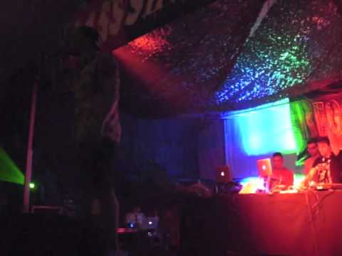 KANGA ROOTS LS. DJ BEATZEPS (HIGH POWER STATION) // REGGAEJAM 2012