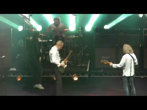 Status Quo - Bye Bye Johnny - Hammersmith Apollo ,London 16-3 2013