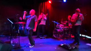 THE MARTYRS  &quot;mountains&quot;  and &quot;global eyes&quot; at The Club Dada Reunion