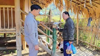 Download lagu Suddenly BAO's father came to visit him. BAO was very happy to see his father again. mp3