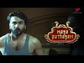 என்னது புத்தகம் விழுந்து பாம்பு கொத்