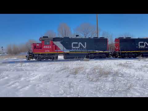 Zero Degree Railroading at Decatur Illinois Norfolk Southern - Canadian National by Roger Kujawa.