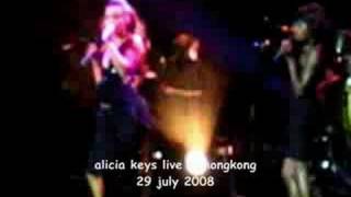 Alicia Keys live in HK - teenage love affair