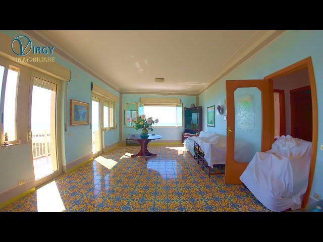 Un Angolo di Paradiso sulla Spiaggia di Punta Grande a Realmonte