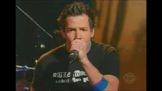 Simple Plan - &quot;Addicted&quot; (Live @ Craig Kilborn 2003)
