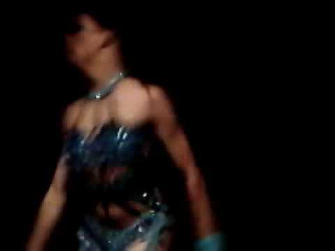 Allanah Hell na close