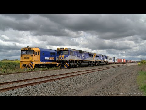 7922V SCT / SBR Dooen Container Train Passes Grain Train (16/10/2019) - PoathTV Australian Railways