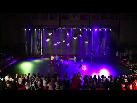 9. Vánoční party - 29 předškoláci - Nekužová Veronika, Bednářová Amálie