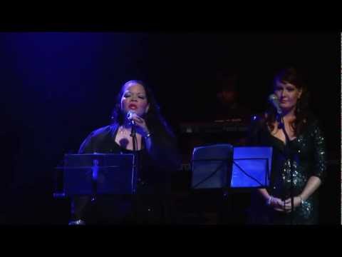 CHYNAAH MELLO D and CASSIE McIVOR in the Concert of CHIPPER in Sala Luz de Gas, Barcelona