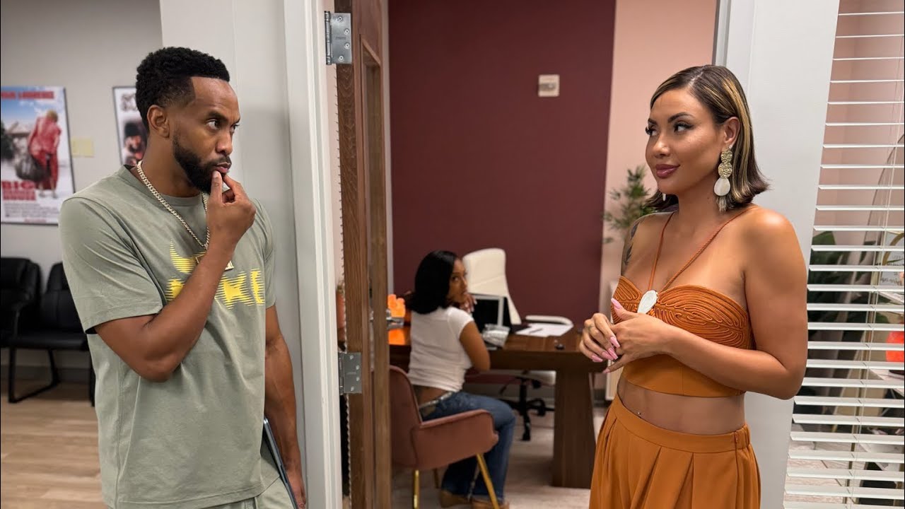 Chase gets petty and tells Liz to come to Turks with her husband
