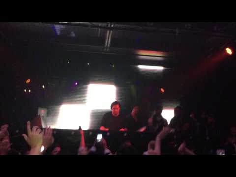 Sebastian Ingrosso drops Bottai - Loden cause that track is chill as f*ck at Marquee NYC NYE