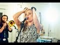 MNDR - "Feed Me Diamonds" (Live Session + Q ...