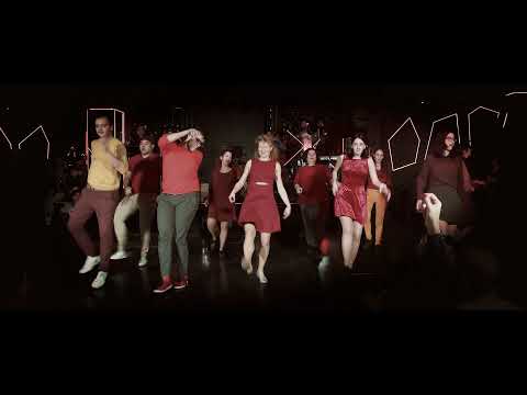 Students’ performance with Jeepers Creepers Swing Band at ✨Christmas Ho Ho Hop✨