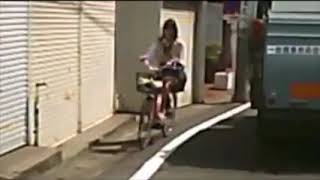 【自転車JK】あっww 風が強い日は   どうしてもこうなりますよねwww