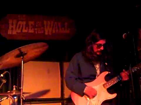 Amplified Heat - What Went Wrong - Hole In The Wall - Austin