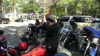 preview picture of video 'Ikes Steakhouse , Yankeetown, FL (Motorcycle Trip)'
