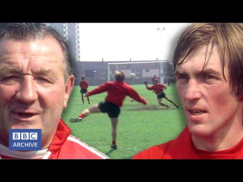 1977: KENNY DALGLISH signs for LIVERPOOL | Grandstand | Classic BBC sport | BBC Archive