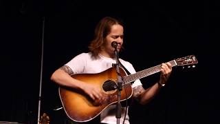 Billy Strings &quot;To Lay Me Down&quot;