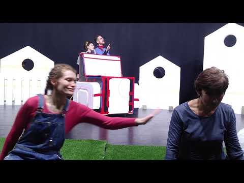 "Luna" A Play for Children in English | Presented by The Stage