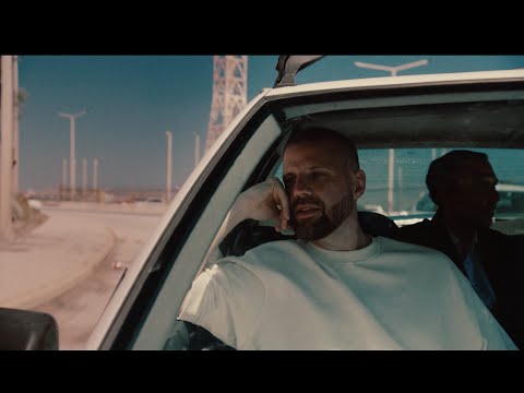 TUA - Weit und blau (Official Video)