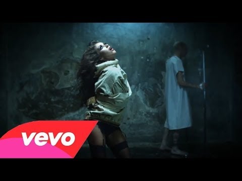 Mi Delirio - Anahí (Straitjacket Version) HD