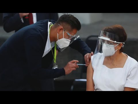 "最好的禮物"。拉丁美洲開始接種疫苗 ('Best gift': Vaccinations begin in Latin America)