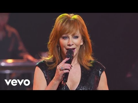 Reba McEntire - Going Out Like That (Outnumber Hunger Concert)