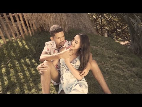 Vitoria Lima e MC Maluco - UM BEIJO QUE PASSA - Clipe Oficial