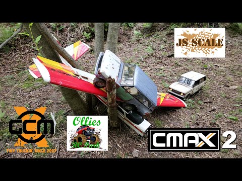 A GCM Racing CMAX 2 Adventure with JS Scale Range Rovers