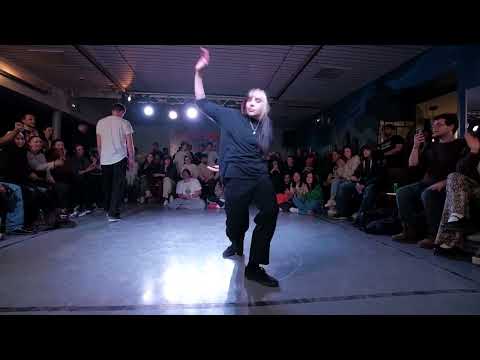 Colosseum of Skills Vol  3 - Top 8 Tutting / R No vs Ska