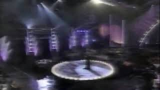 Lonely Alone -Reba McEntire (Live 1999)