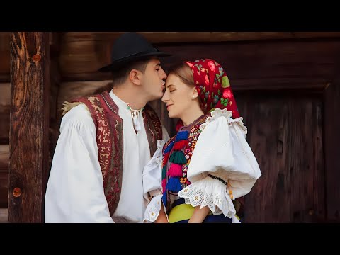 Oana Font - Zace mândru pe podele