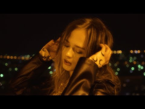 Анастасия Сотникова – Луна (Mood Video)