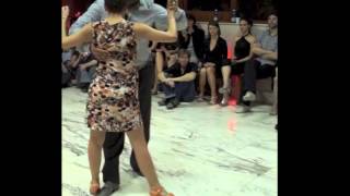 Santiago Castro y Luciana Muzio - Sin Palabras